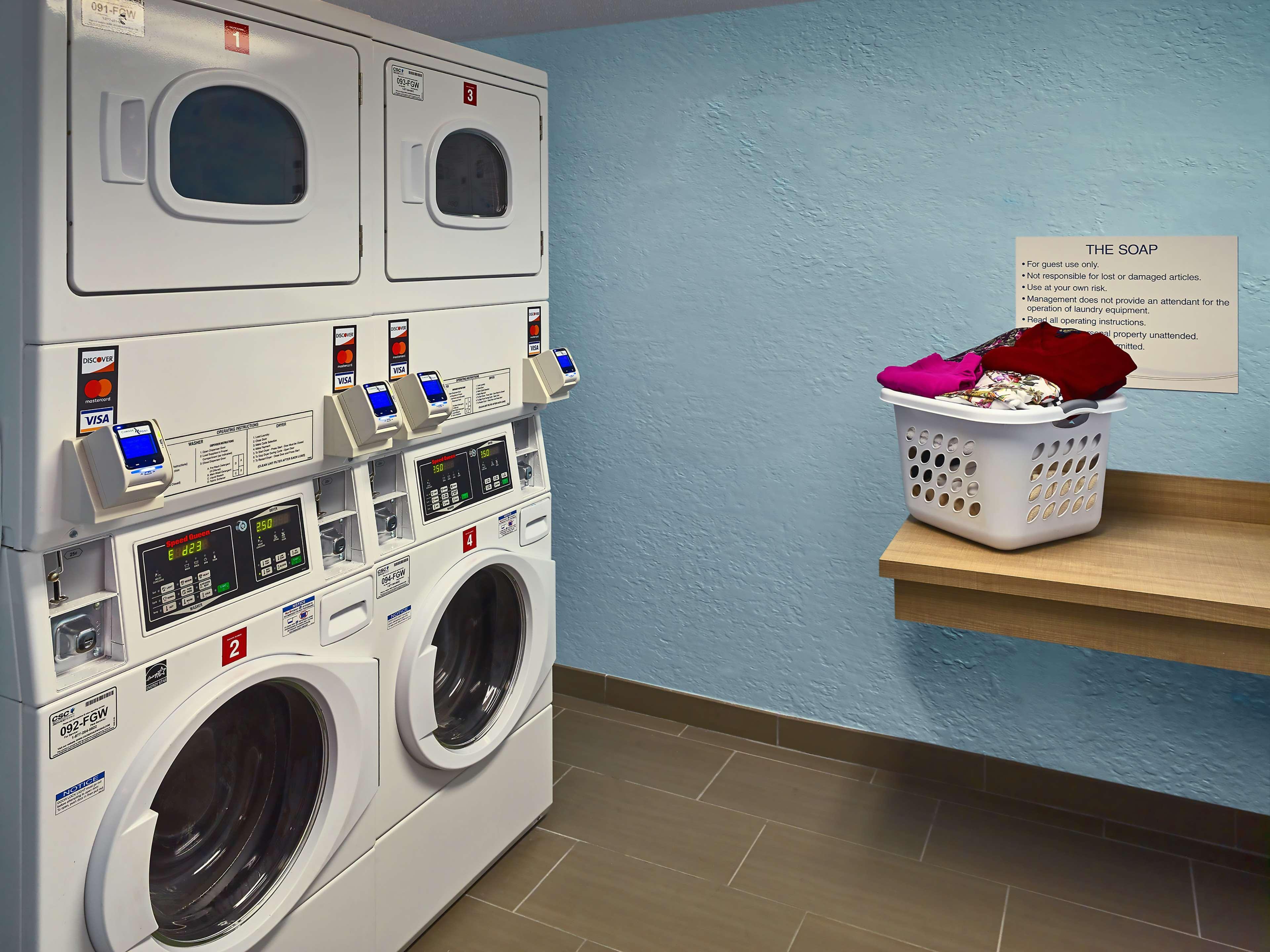 Sonesta Simply Suites Memphis East Poplar Pike Zewnętrze zdjęcie