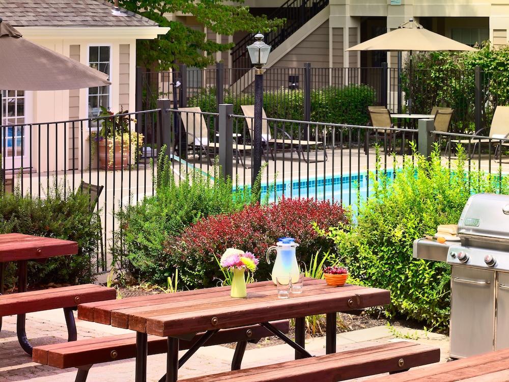 Sonesta Simply Suites Memphis East Poplar Pike Zewnętrze zdjęcie